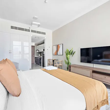Silkhaus Beautiful Studio In Art Gardens With Pool Access Dubai Exterior photo